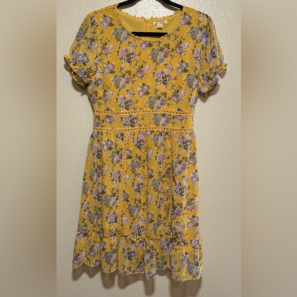 FRANCESCA’S Mustard Yellow Floral Mini Dress | Boho Cottagecore Spring Summer L - Picture 2 of 4